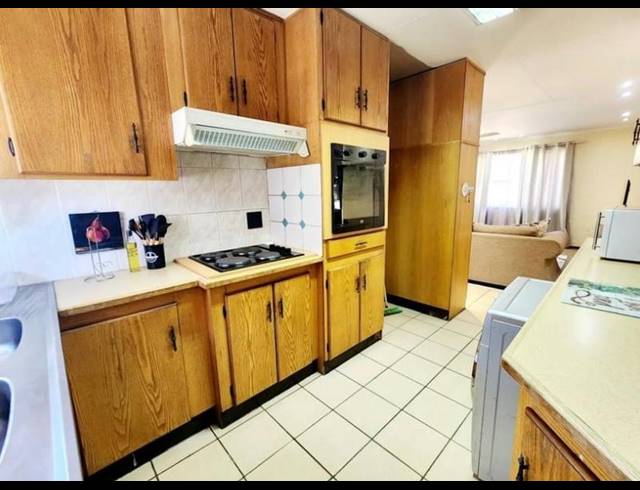 0 BEDROOM TOWNHOUSE FOR SALE IN VANDERBIJLPARK SE 3